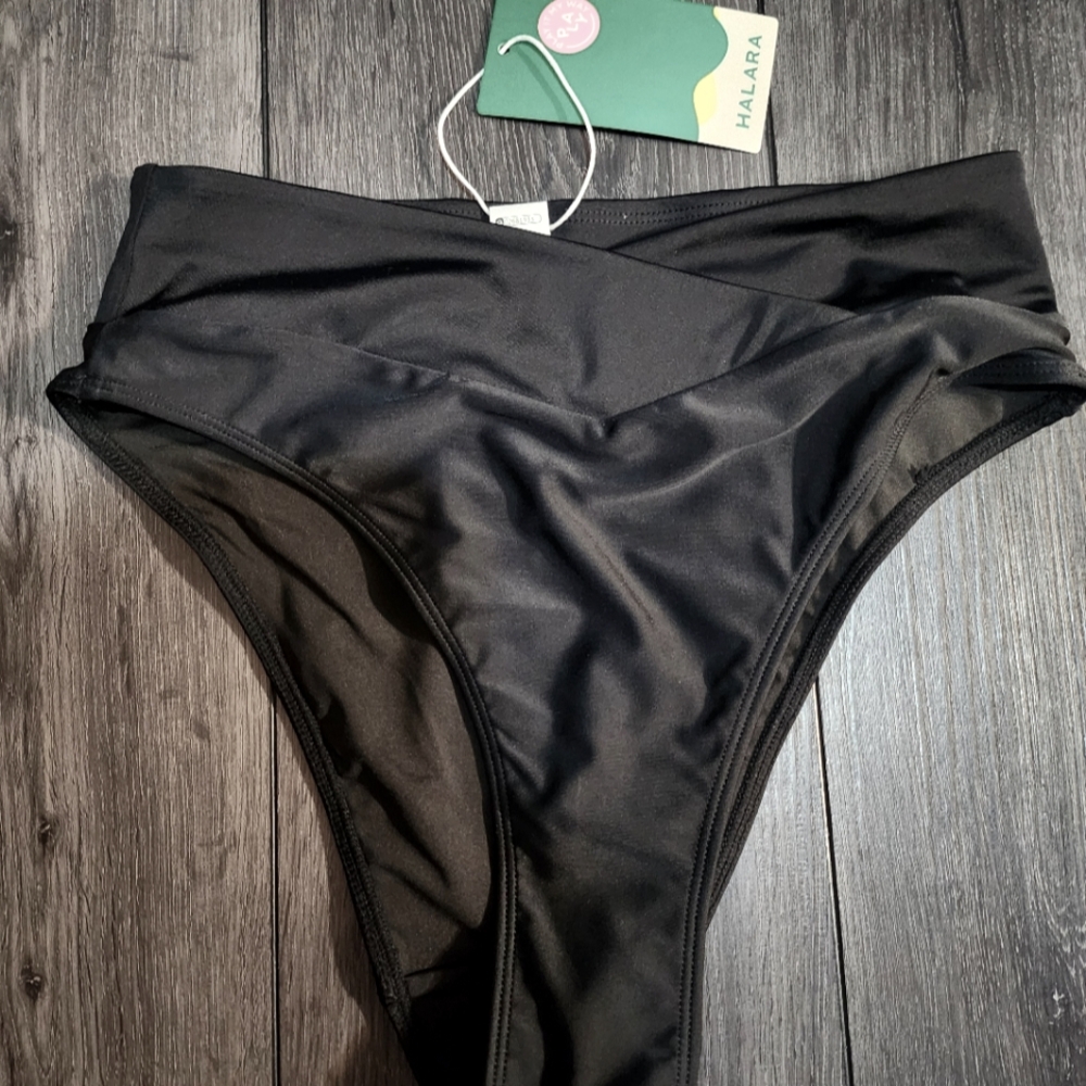 Halara Crossover Bikini Bottom Swimsuit